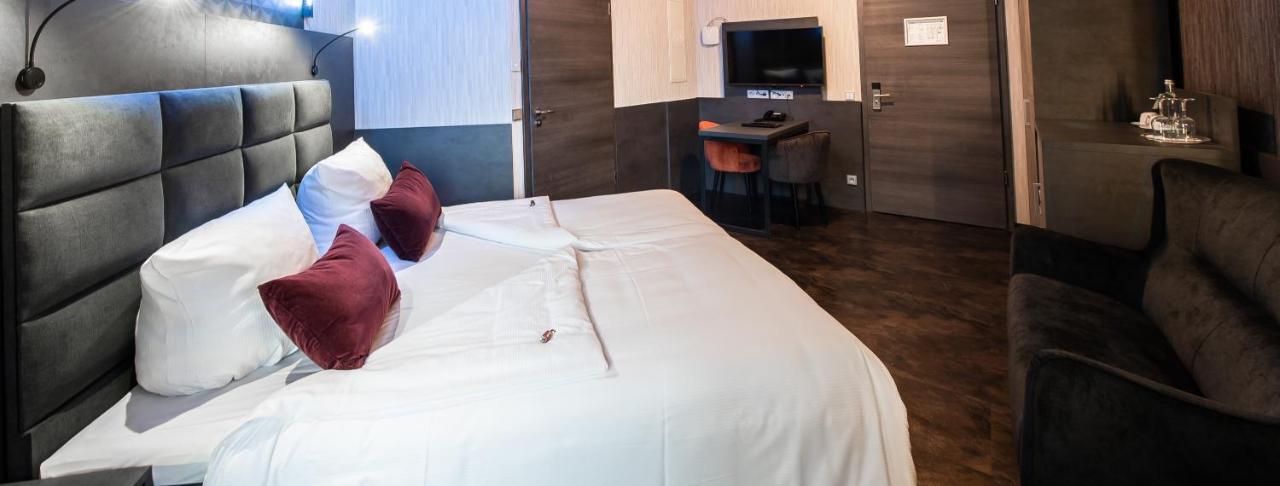 Hotel Lifestyle มินเดิลไฮม์ ภายนอก รูปภาพ